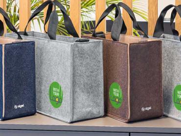 Die SIGEL Desk Sharing Bags und das Zubehör lassen sich individualisieren