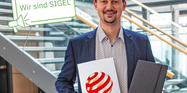 Produktmanager Daniel Dür Portrait mit Signet