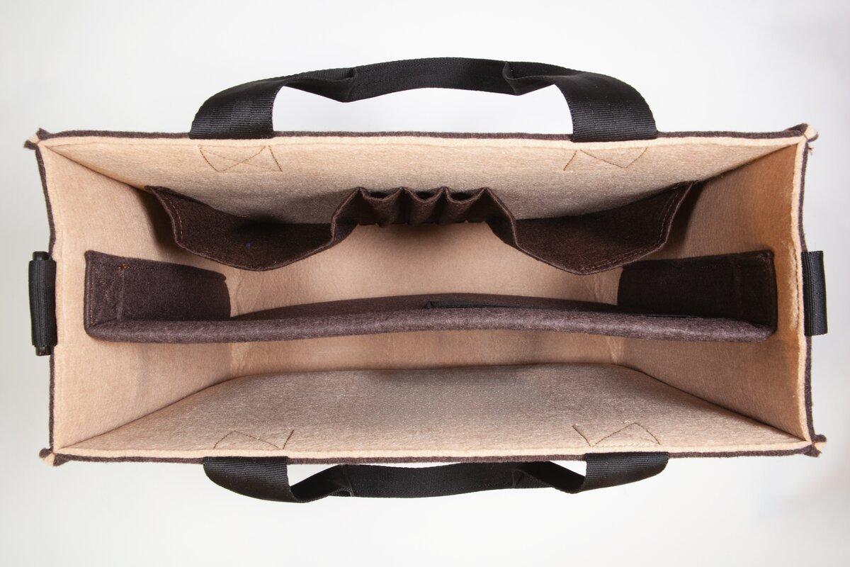 Filztasche von oben mit Fächern