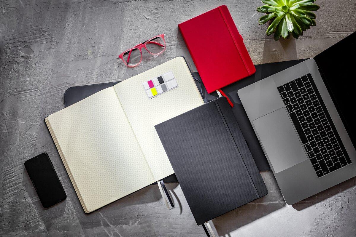 Home-office-Conceptum-Notizbuch.jpg