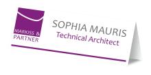 Namensschild mit lila Logo, Text: Sophia Mauris, Technical Architect