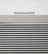 Metal mesh with parallel strips